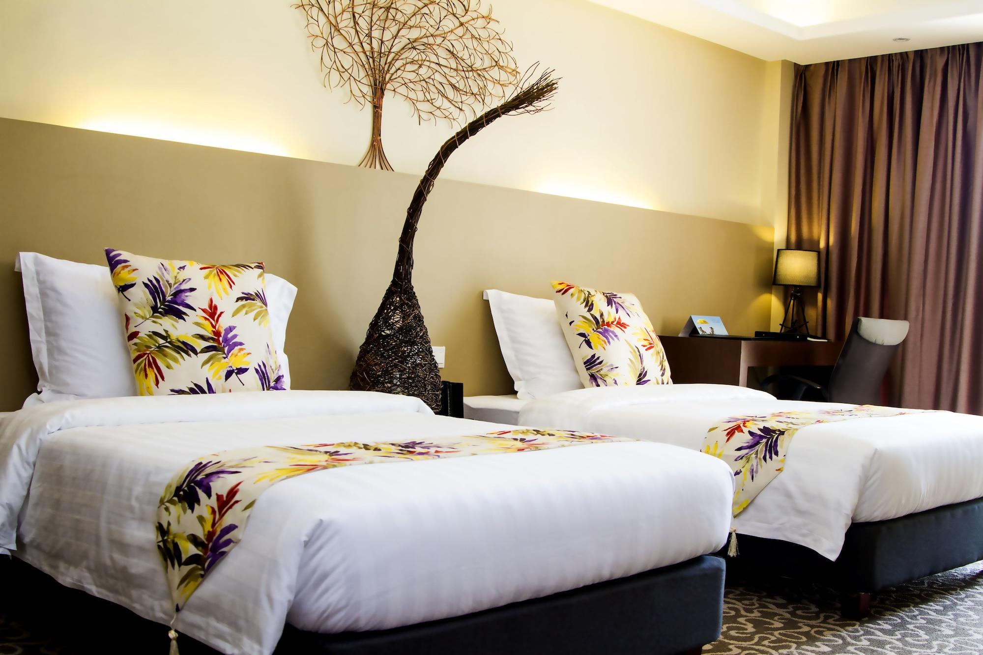 The Oriental Hotel Bataan มาริเวเลส ภายนอก รูปภาพ