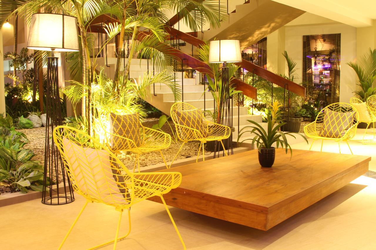 The Oriental Hotel Bataan มาริเวเลส ภายนอก รูปภาพ