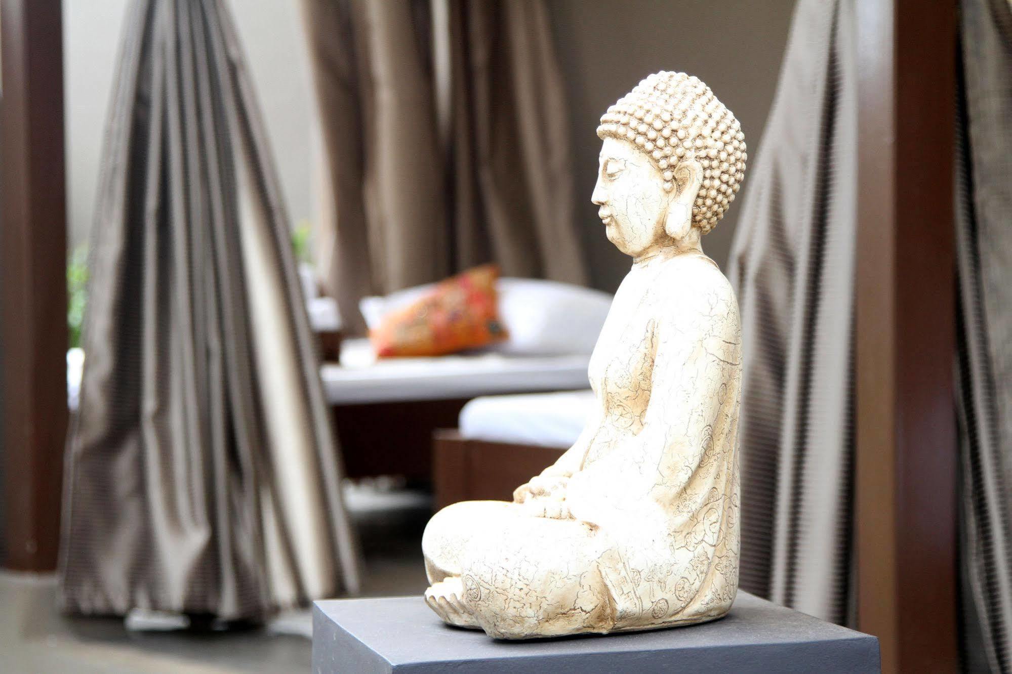 The Oriental Hotel Bataan มาริเวเลส ภายนอก รูปภาพ