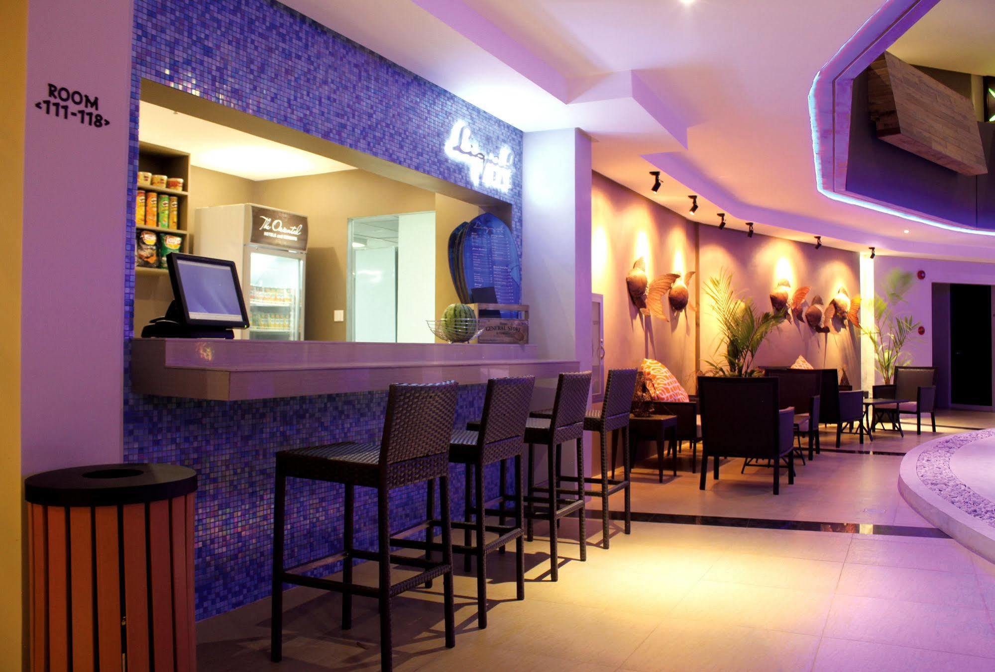 The Oriental Hotel Bataan มาริเวเลส ภายนอก รูปภาพ